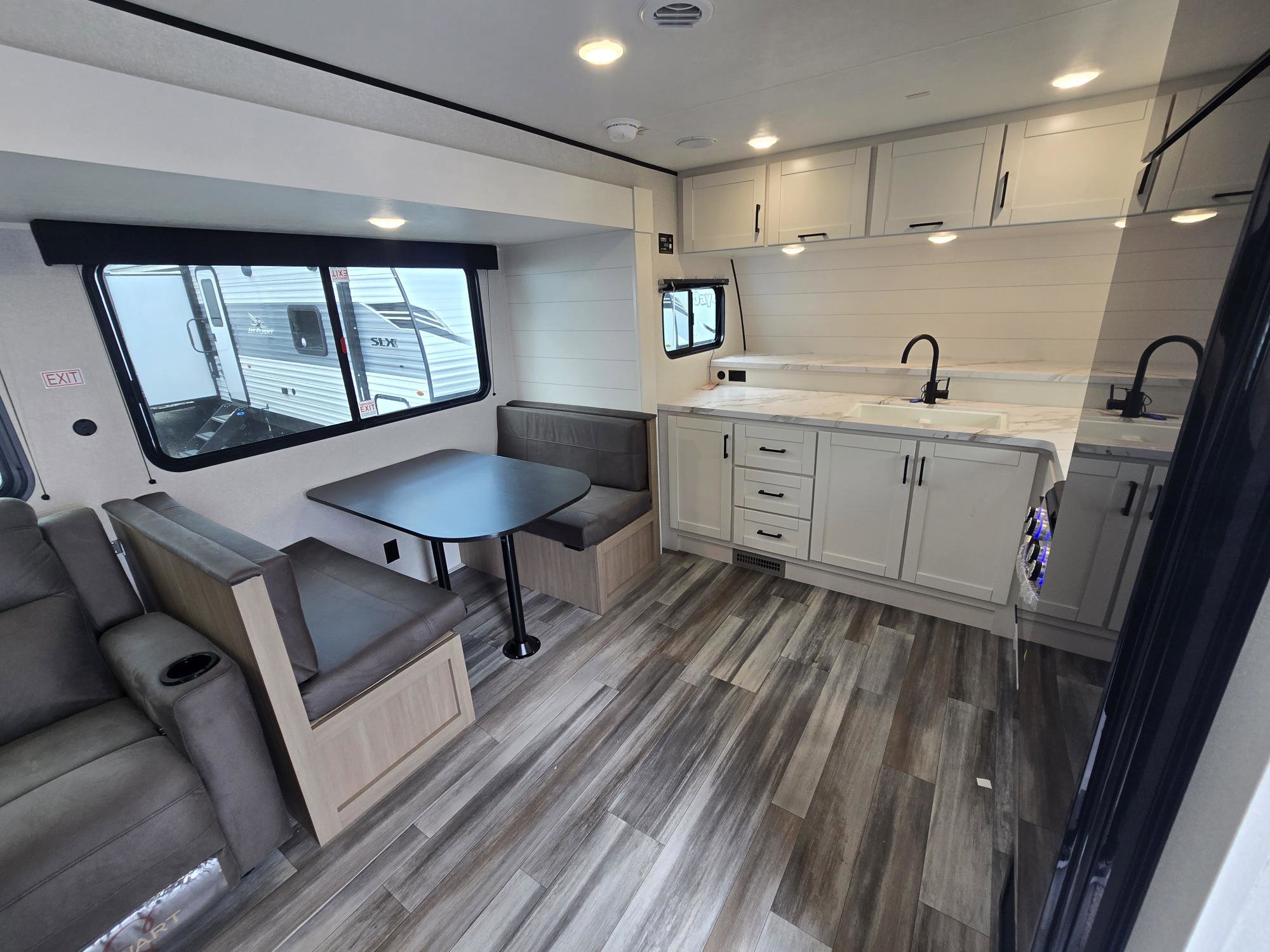 2026 JAYCO JAY FLIGHT SLX 280FKS - Image 11