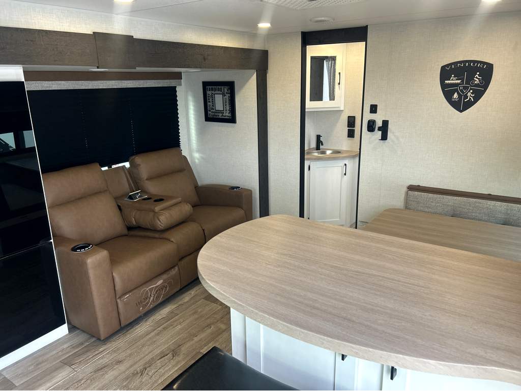 2026 VENTURE RV SIENNA 231VRK - Image 10