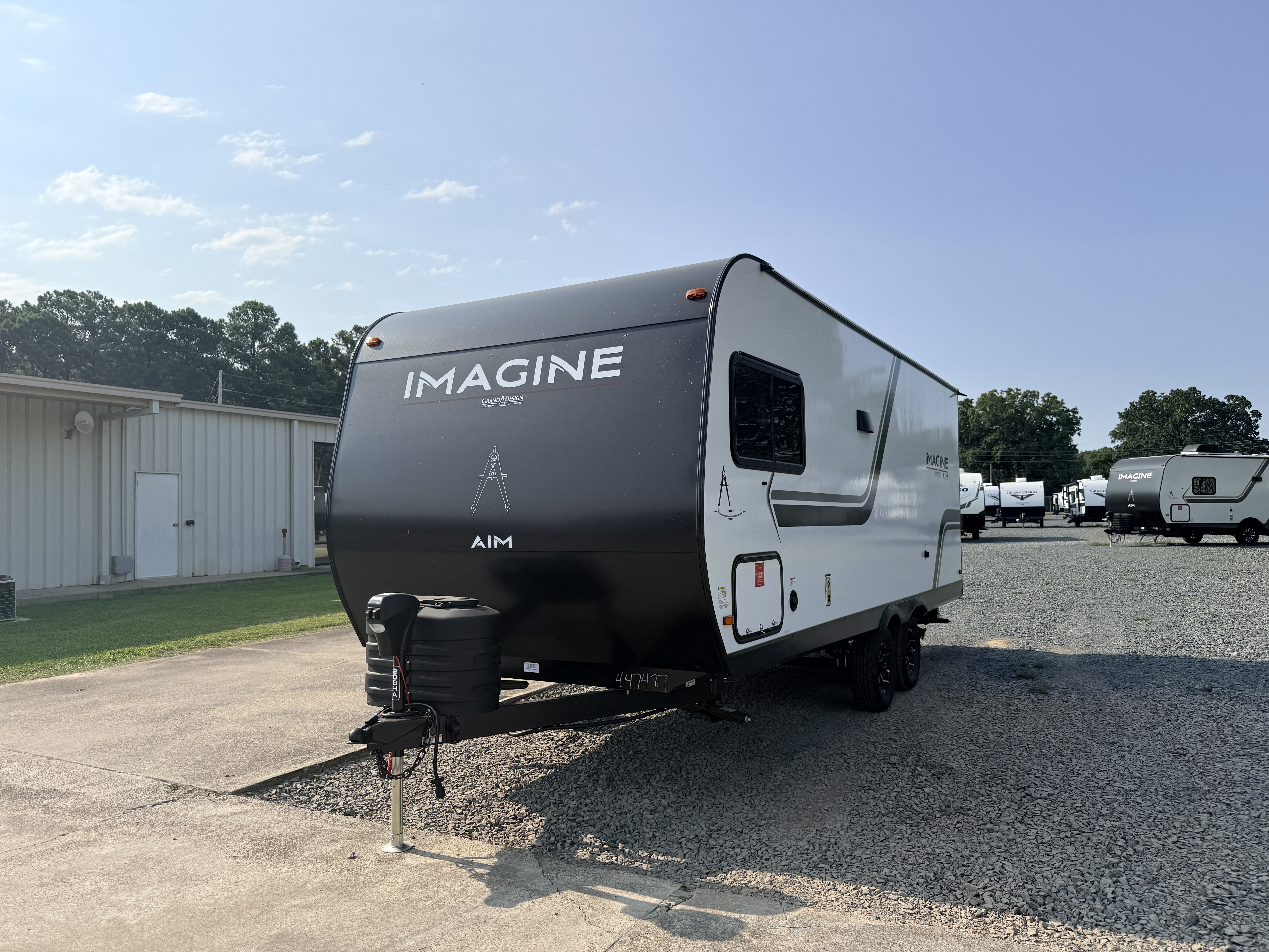 2027 Grand Design Imagine AIM 20BHA - Image 4