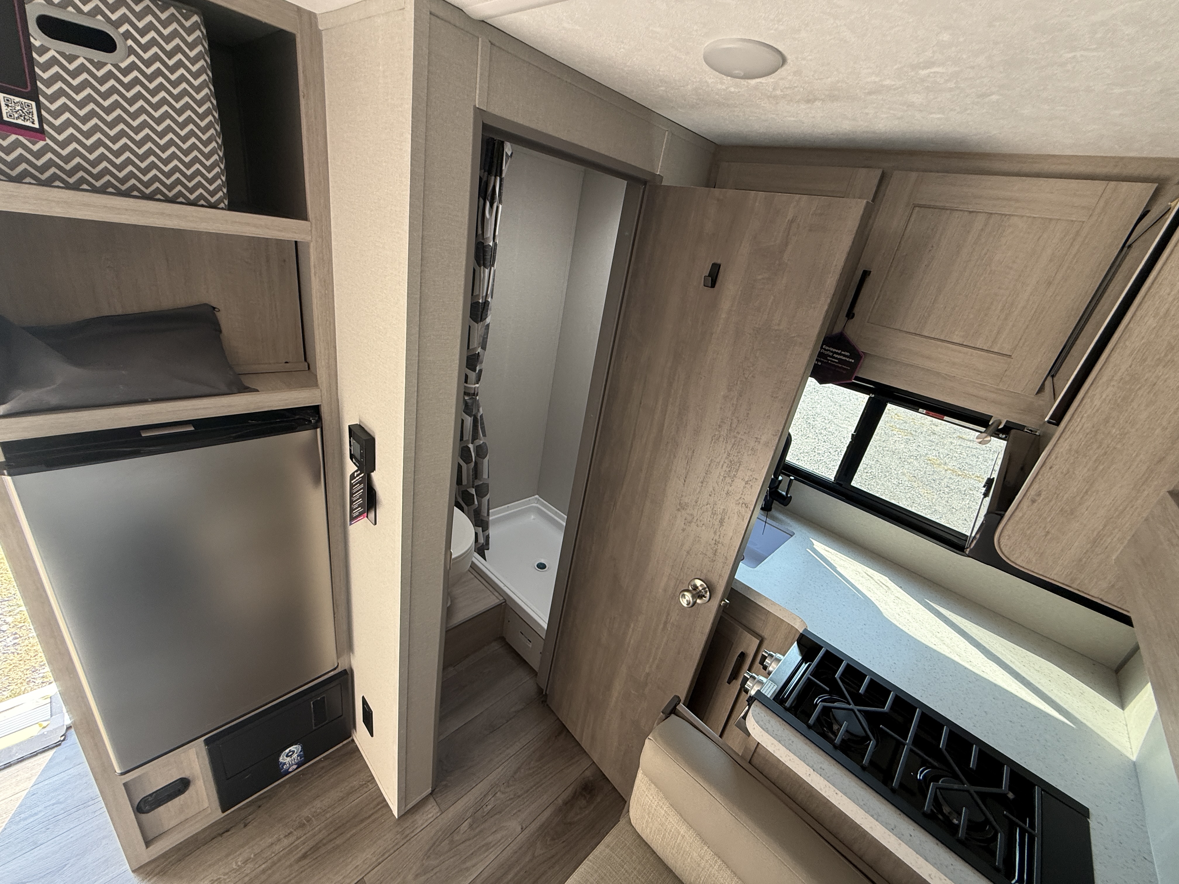 2026 Coachmen Catalina Summit Series 7 134RKX - Image 12