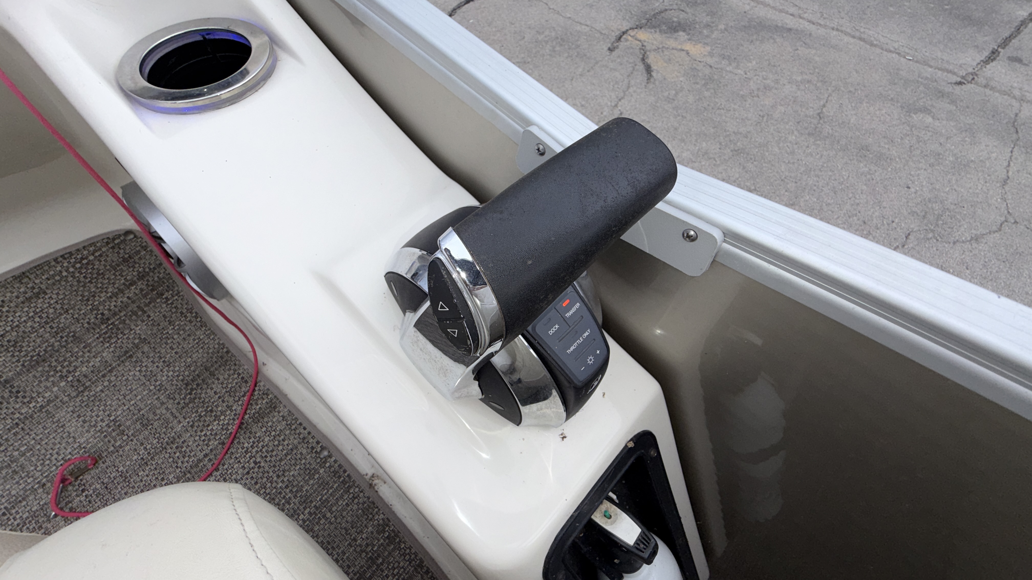 2015 Bennington 2550 RSR - Image 39
