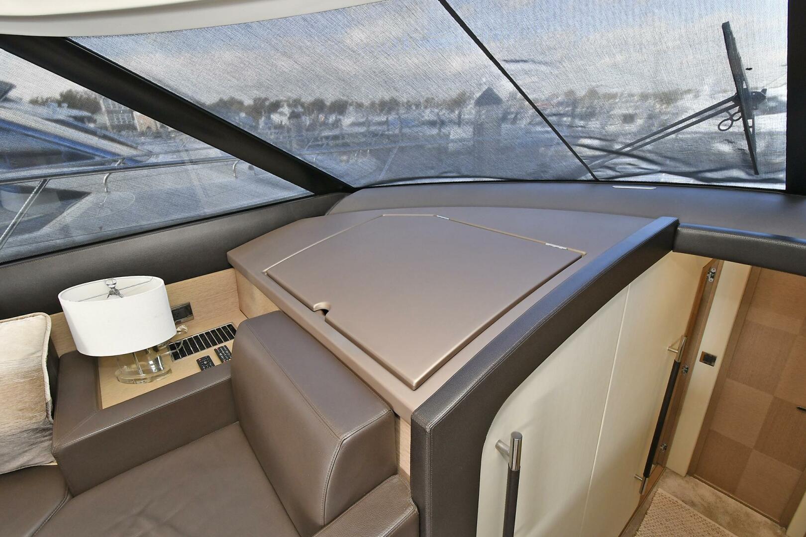 2018 Prestige 560 Fly - Image 37
