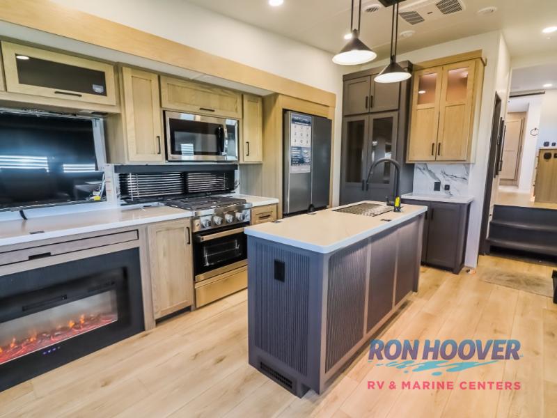 2026 FOREST RIVER 401CFB - Image 15
