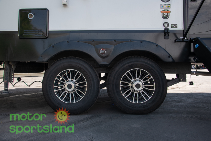 2026 KZ RV Durango Half-Ton D286BHD - Image 20