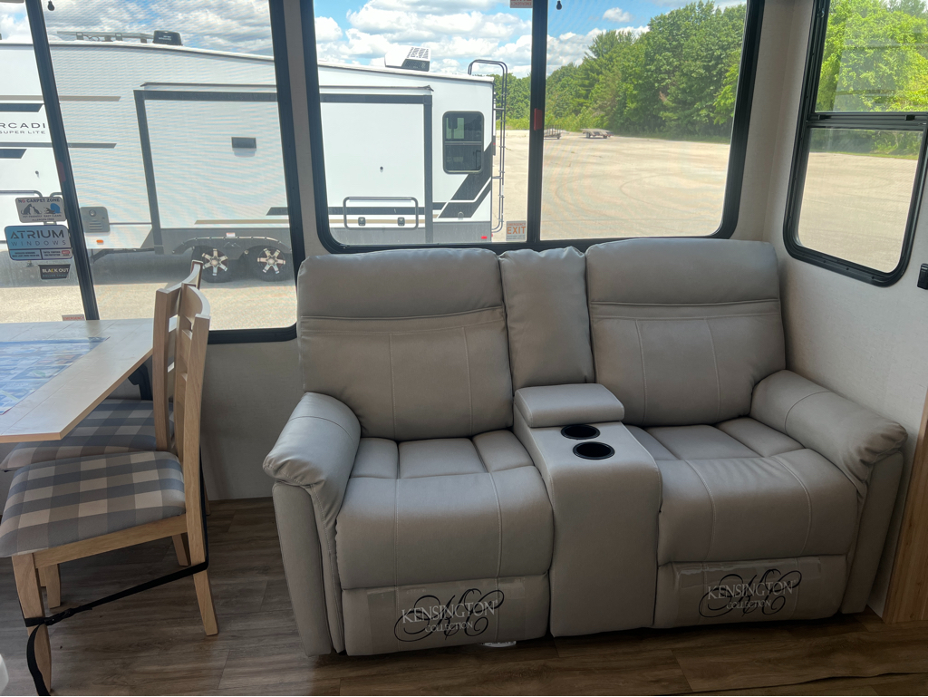 2023 Alliance RV Avenue 36BRM - Image 9