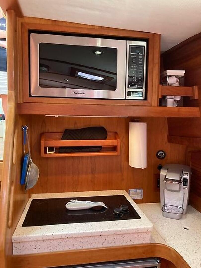 2004 Sabre 42 Express Hardback Base - Image 22