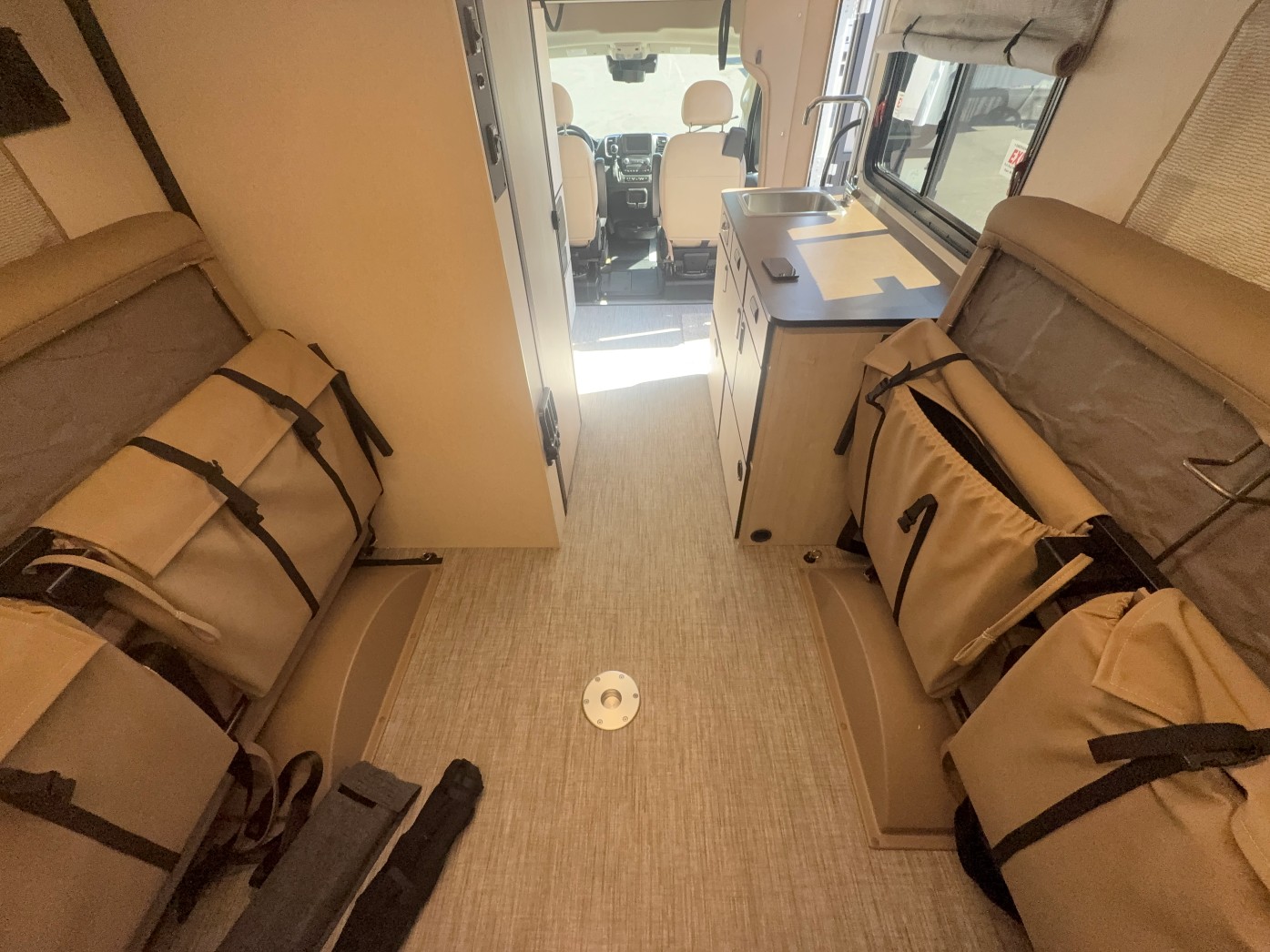 2027 Winnebago Elora 19DC - Image 27