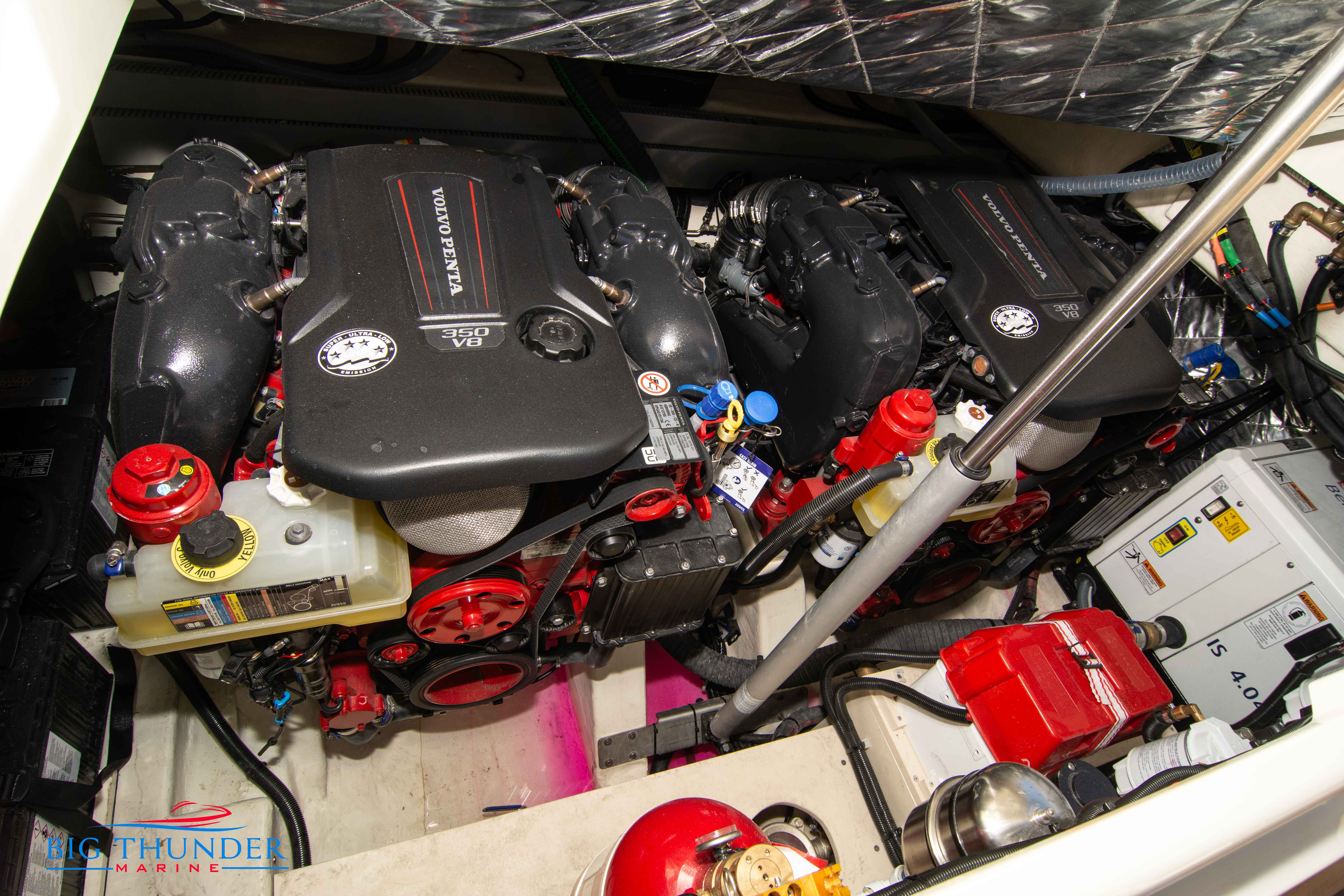 2024 Invictus GT320 - Image 75