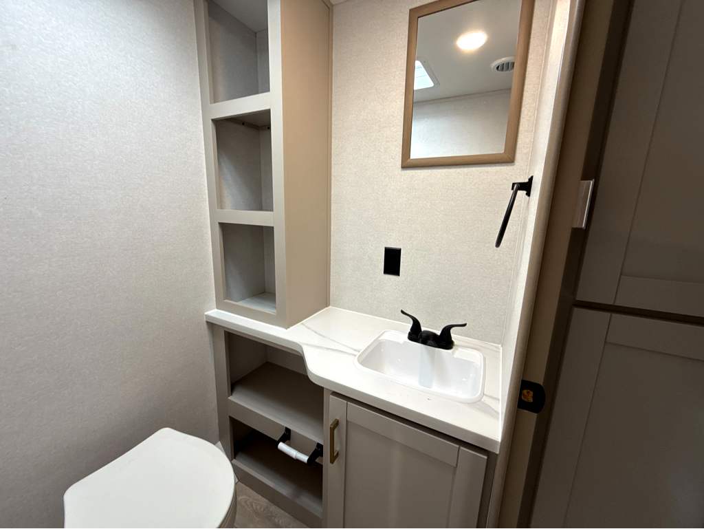 2027 JAYCO JAY FLIGHT 330TBS - Image 17