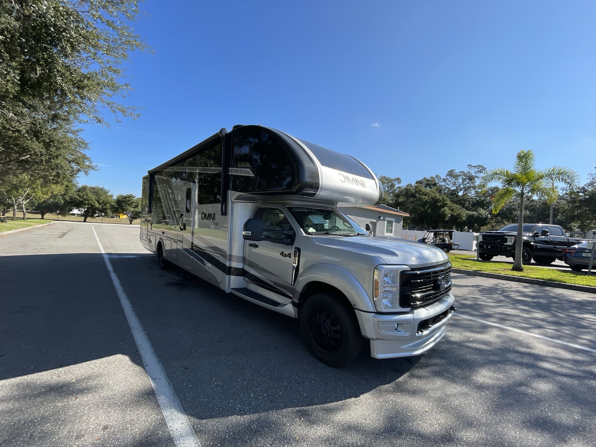 2026 Thor Motor Coach Omni