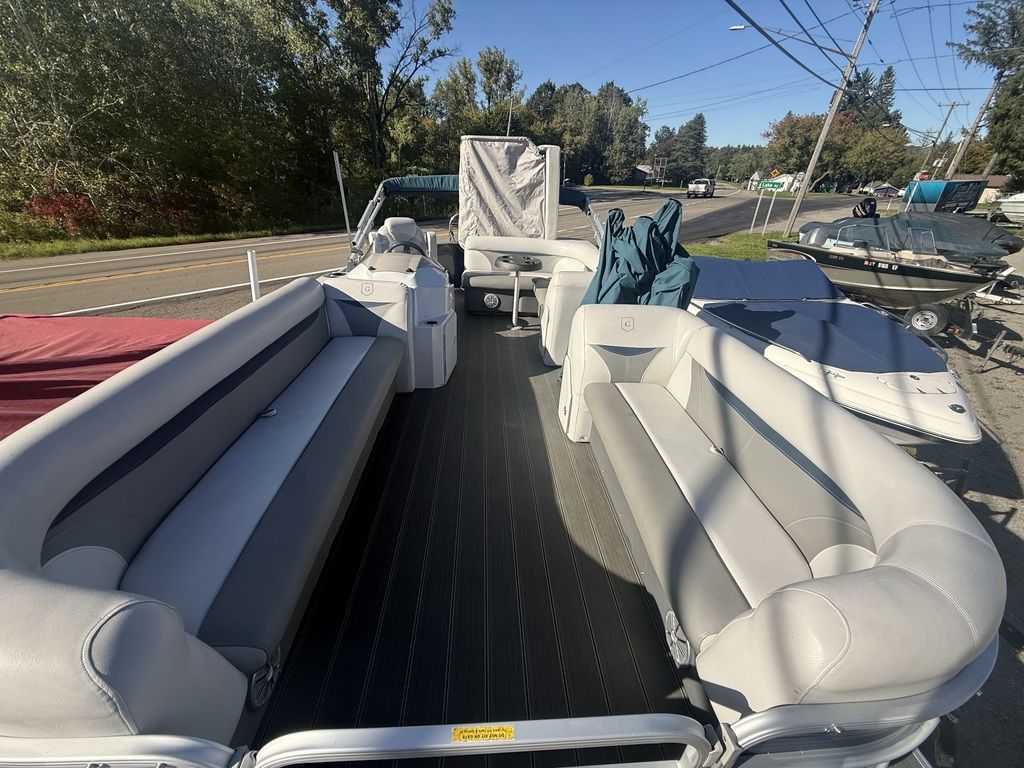 2018 Sweetwater 2286C - Image 3