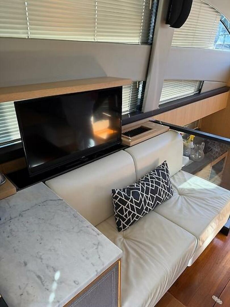 2015 Fairline Squadron 42 - Image 21