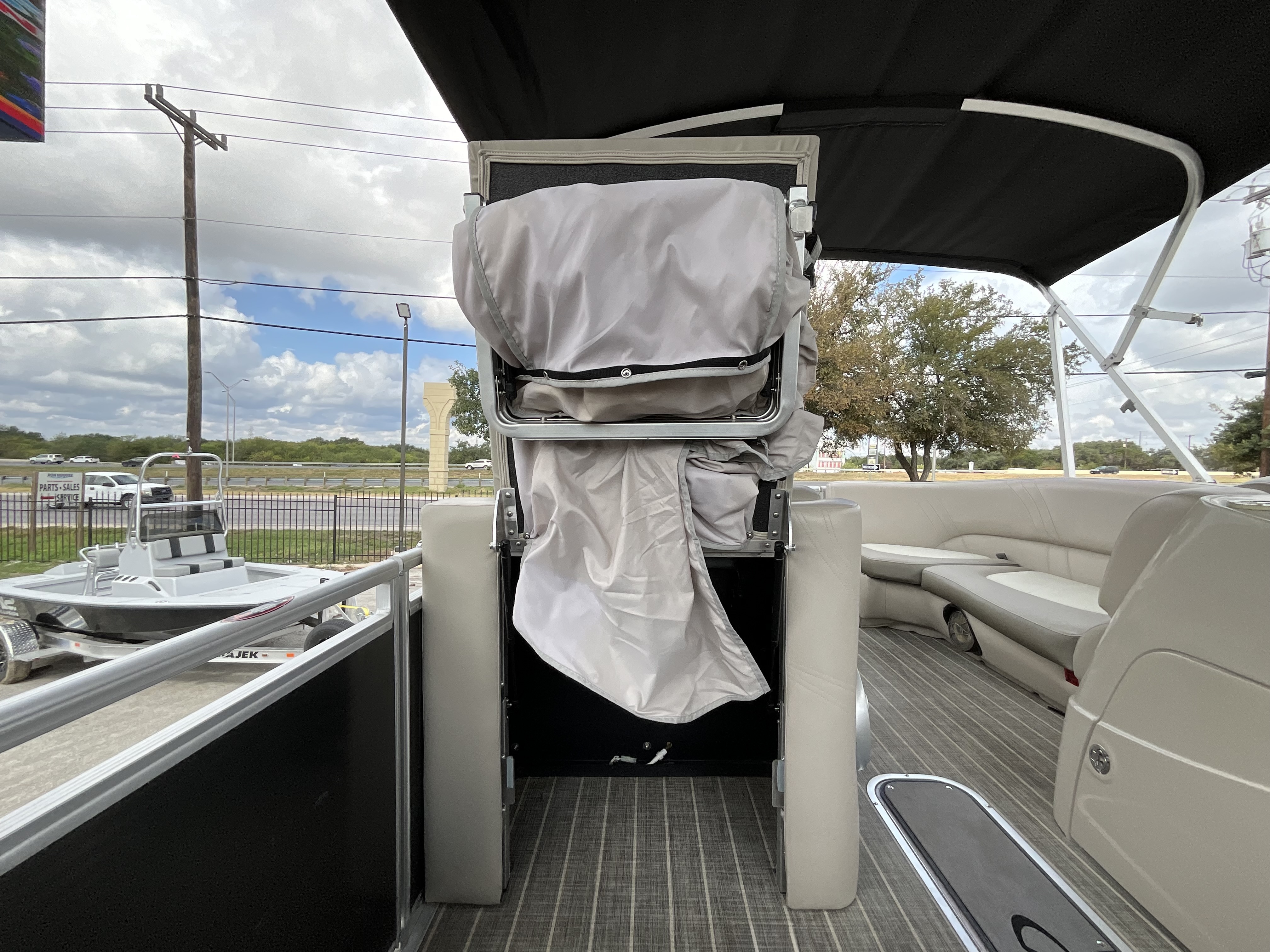 2017 HARRIS 220 SOLSTICE - Image 17