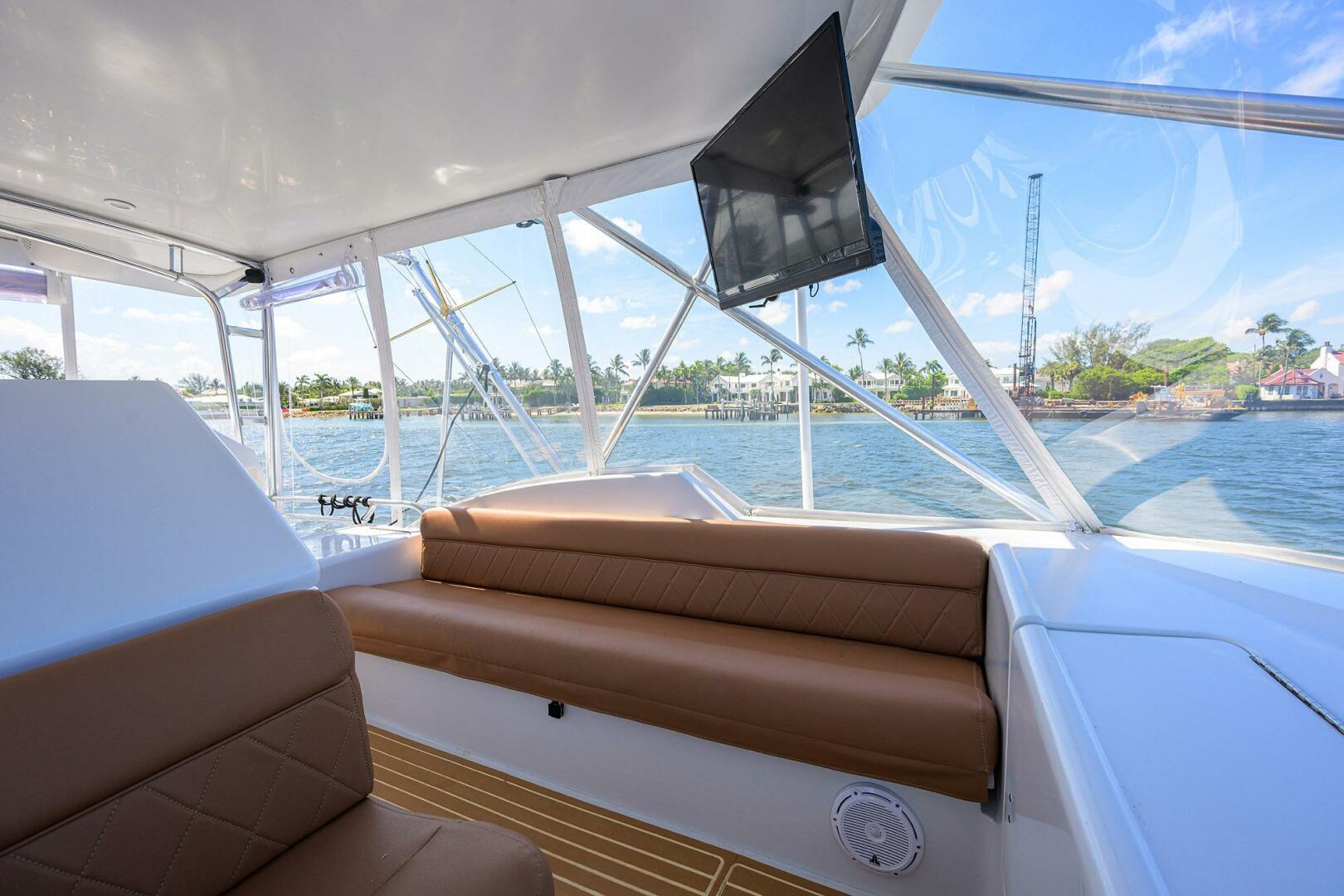 2001 Hatteras 43 Convertible Base - Image 48
