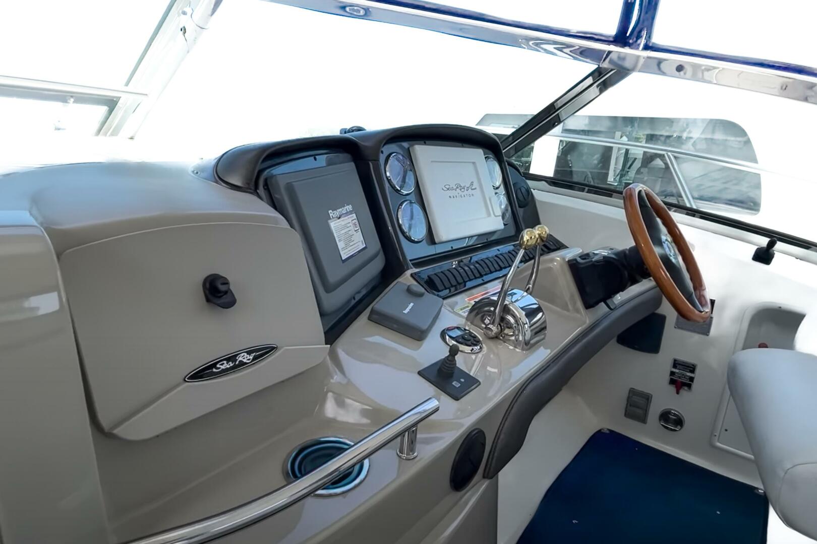 2007 Sea Ray 400 Sundancer - Image 18
