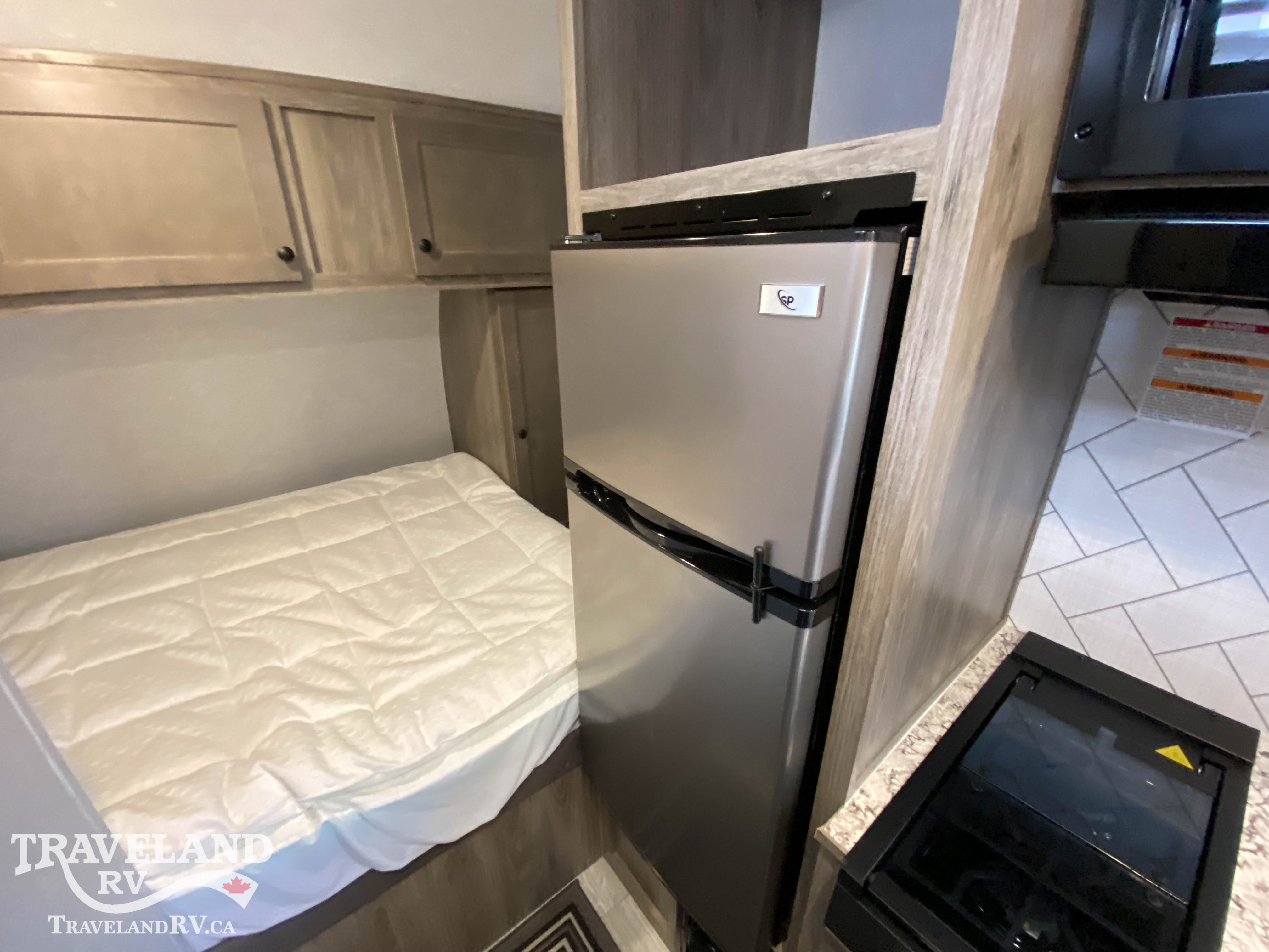 2025 SUNSET PARK RV SUN LITE 15MBX - Image 15