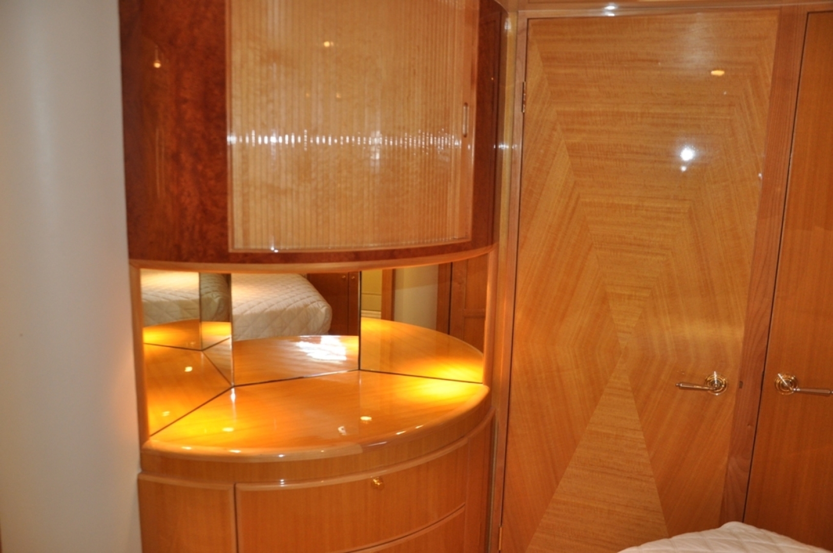 2003 McKinna 58 - Image 17