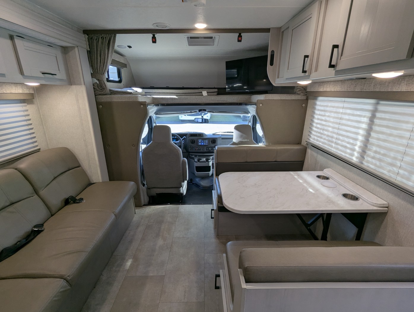 2025 Coachmen Leprechaun 260QB - Ford E-450 - Image 30