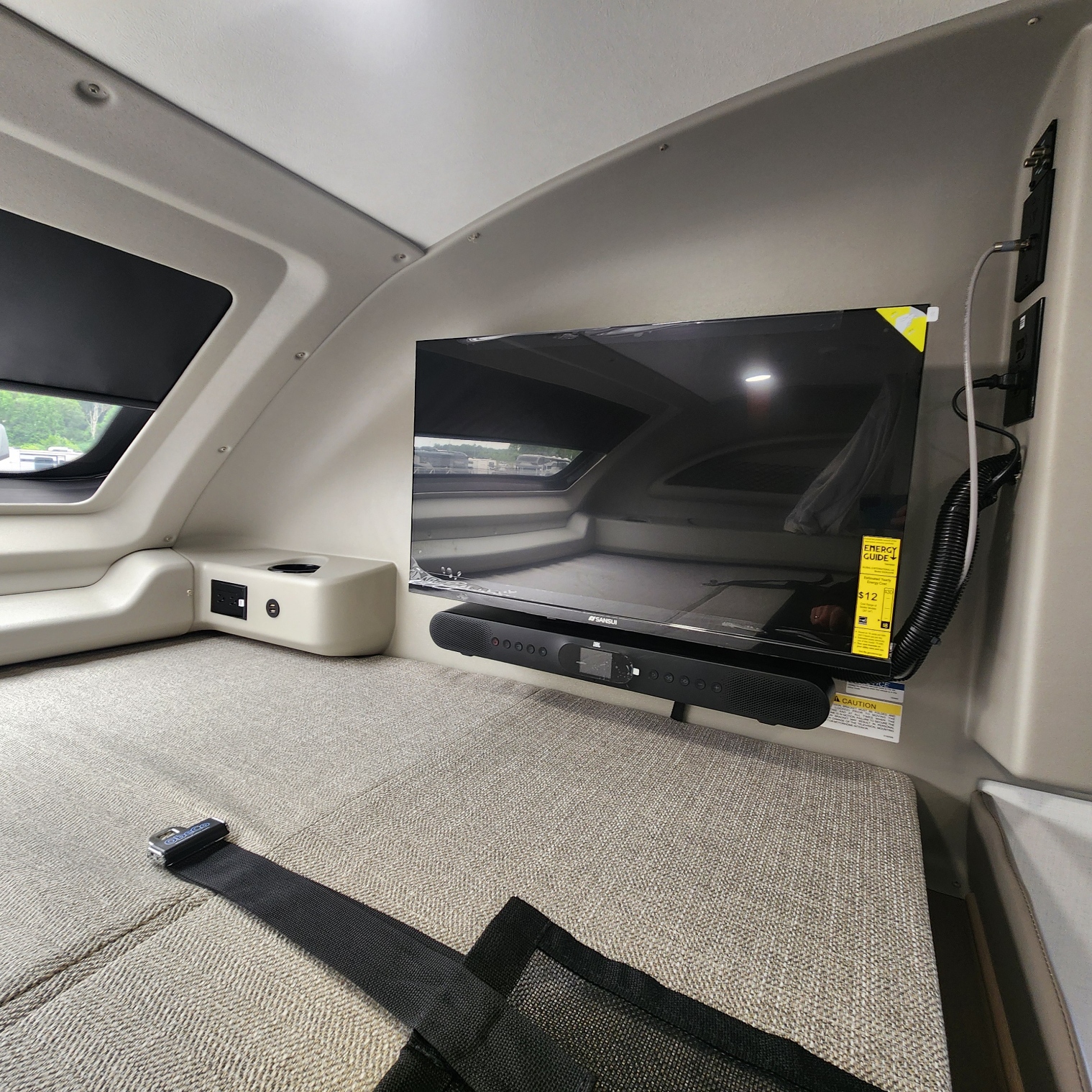 2027 ENTEGRA COACH ODYSSEY 24B - Image 35