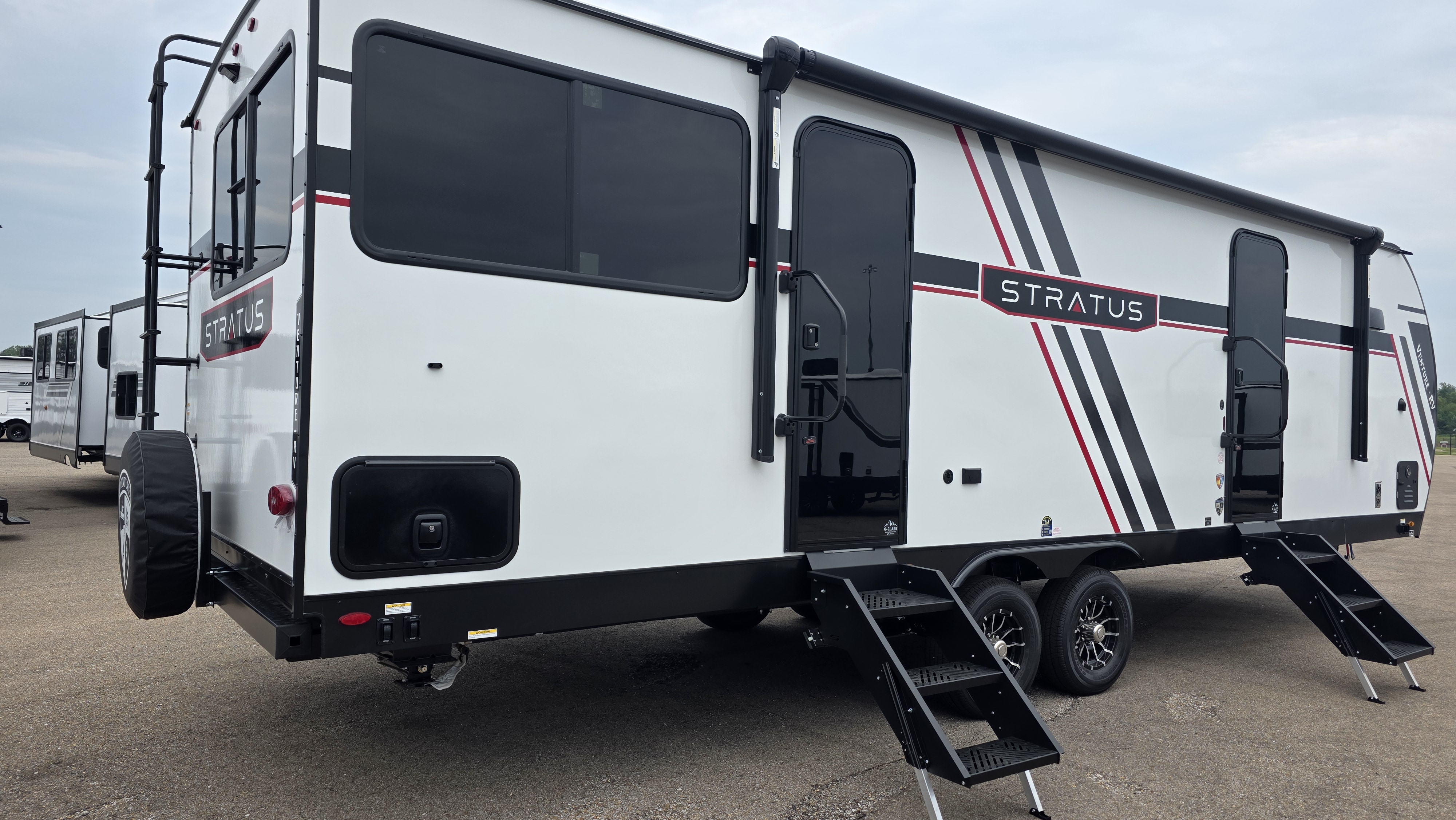 2027 VENTURE RV STRATUS 262VFK - Image 4