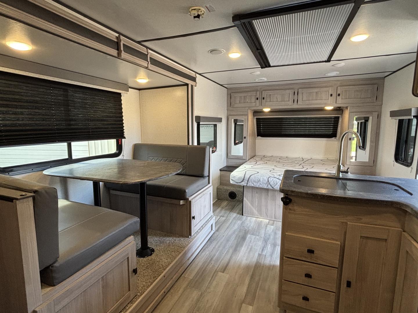 2023 Coachmen Northern Spirit XTR 2146BHX - Image 12
