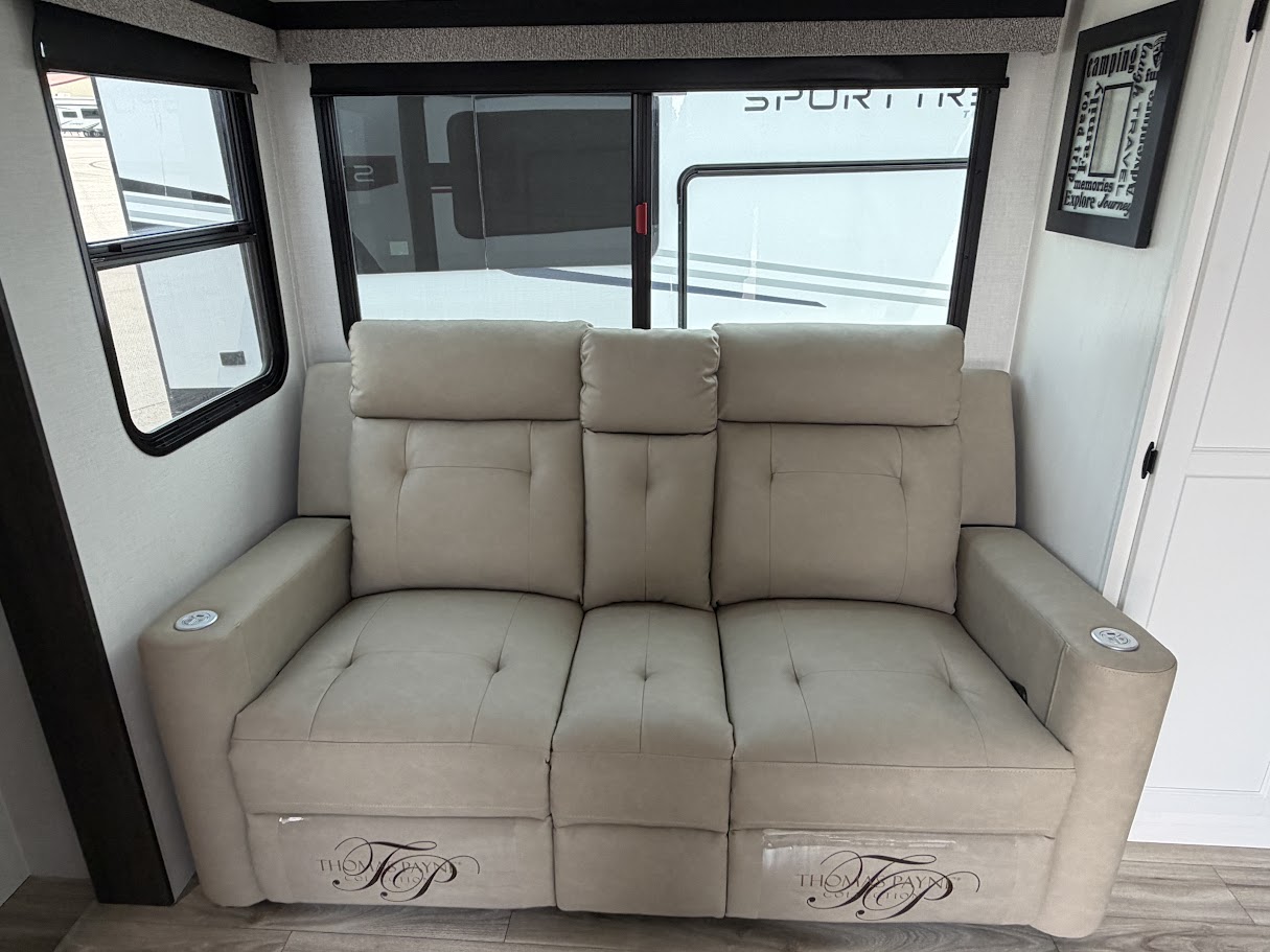 2027 VENTURE RV STRATUS 262VFK - Image 25