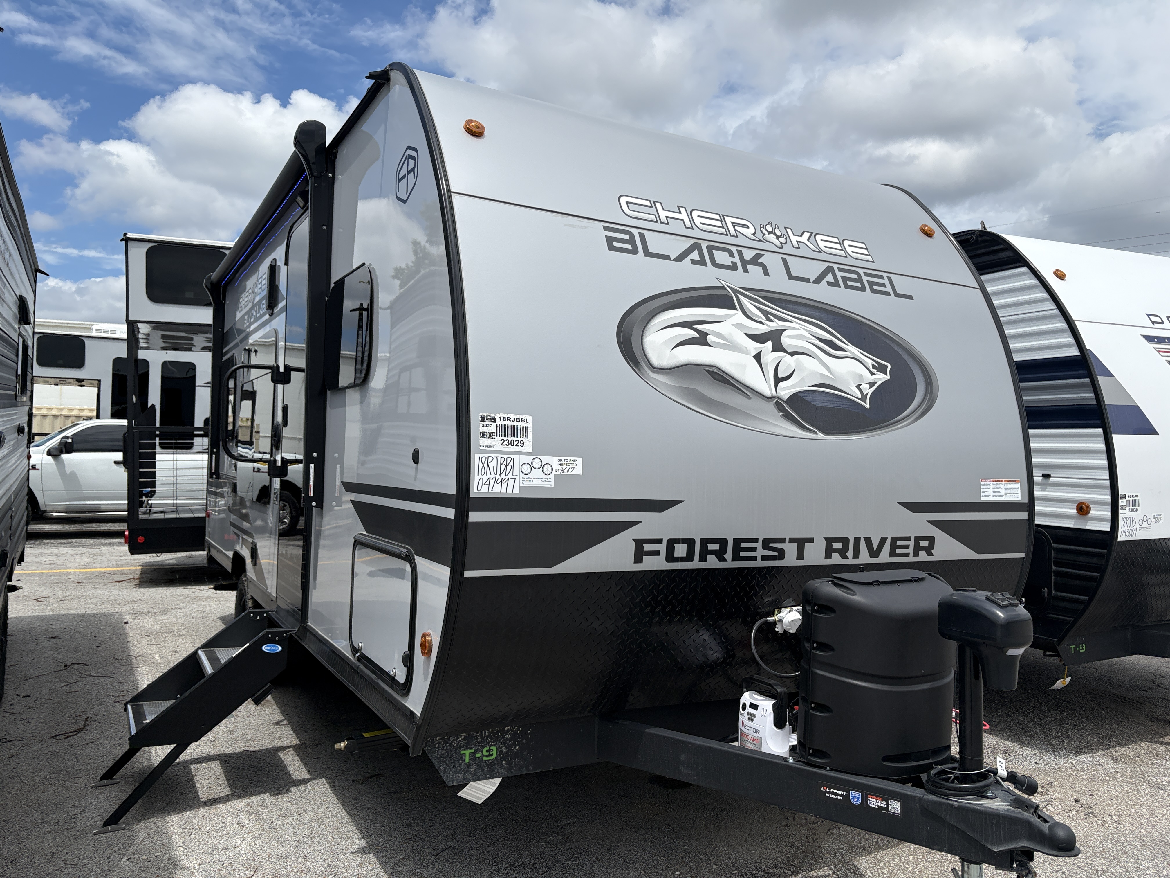 2027 Forest River Cherokee Wolf Pup 18RJBBLW
