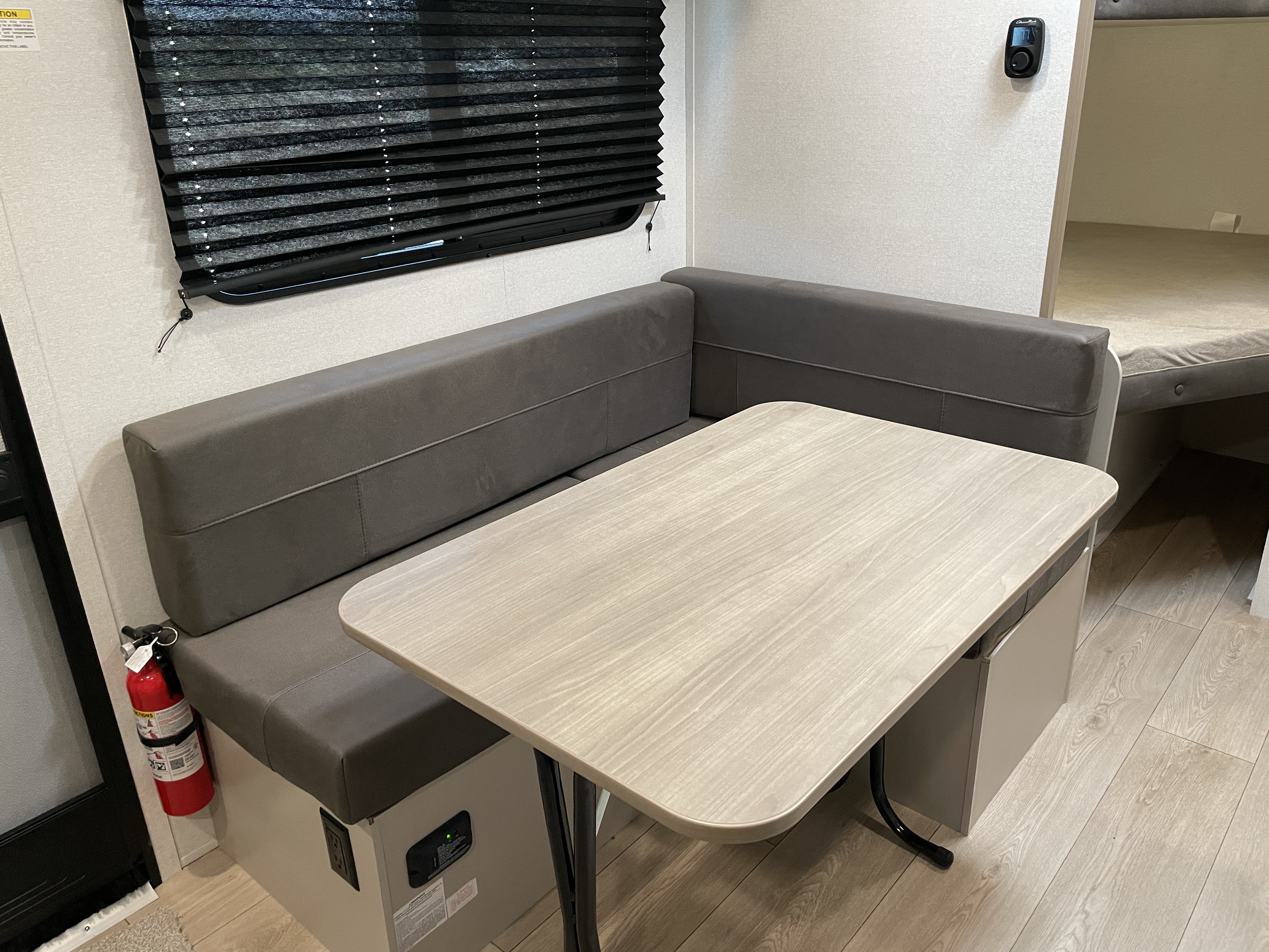 2027 Jayco Jay Flight SLX 172DB - Image 19