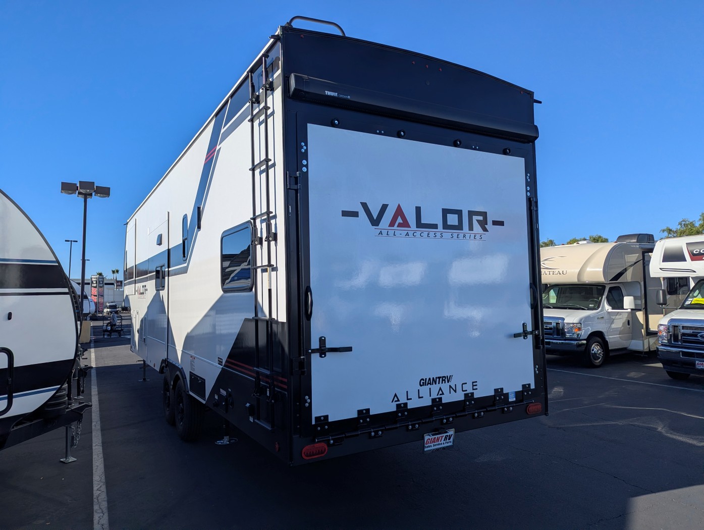2026 Alliance RV Valor 32A10 - Image 4