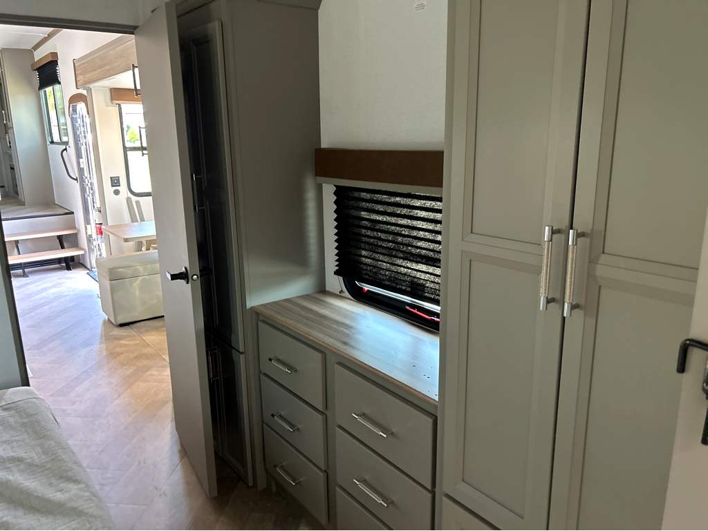 2026 Keystone SPRINTER 3800FLB - Image 20