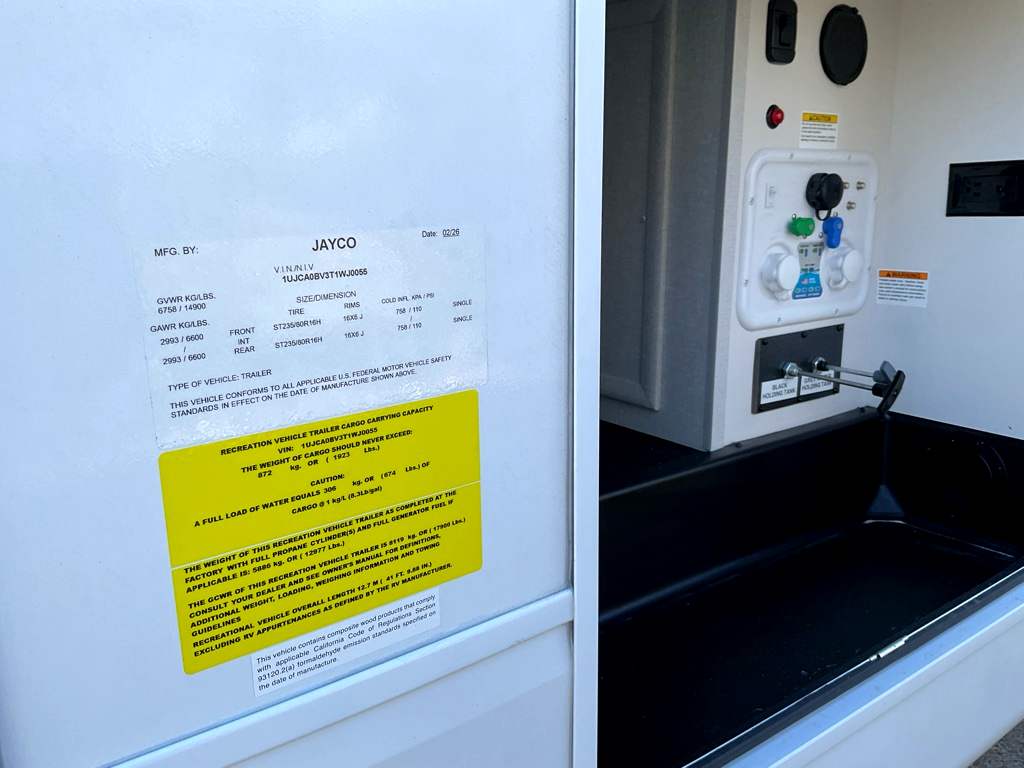 2026 JAYCO Eagle 367 TBTS - Image 32