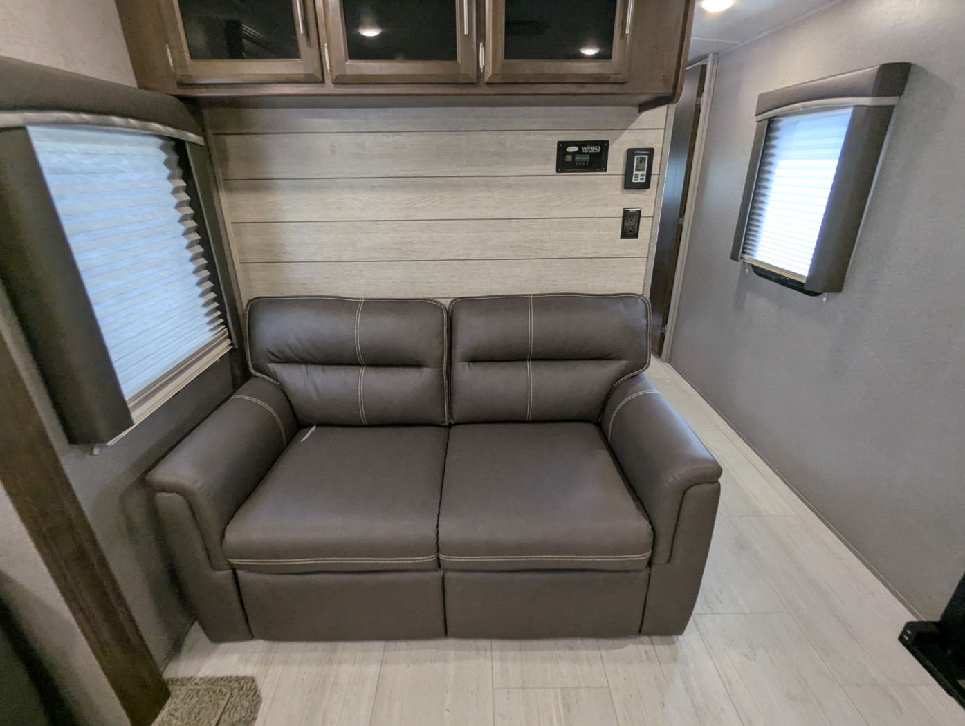 2021 Forest River Rockwood Ultra Lite 2902SW - Image 39