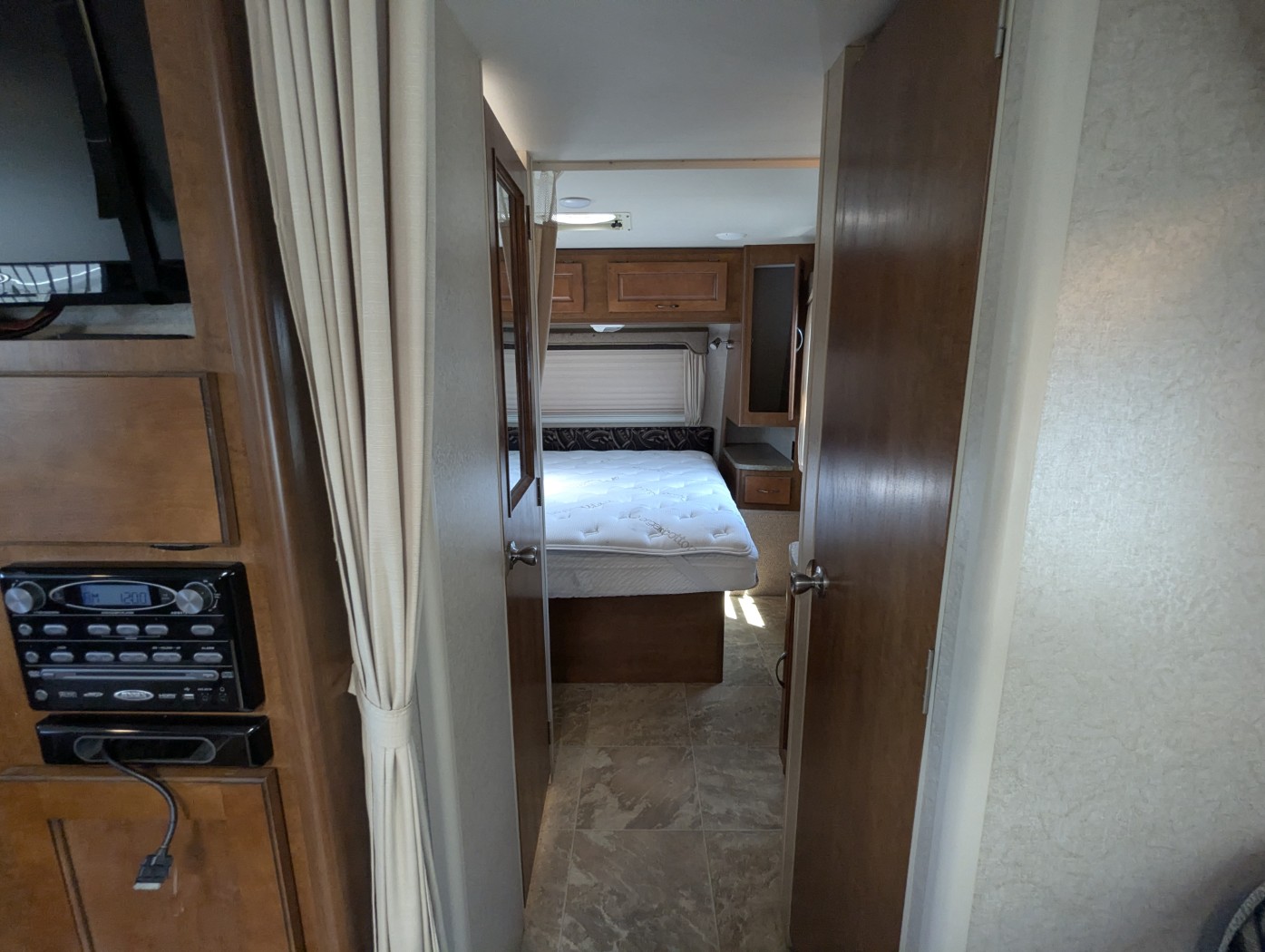 2014 Lance TT 2285 - Image 17