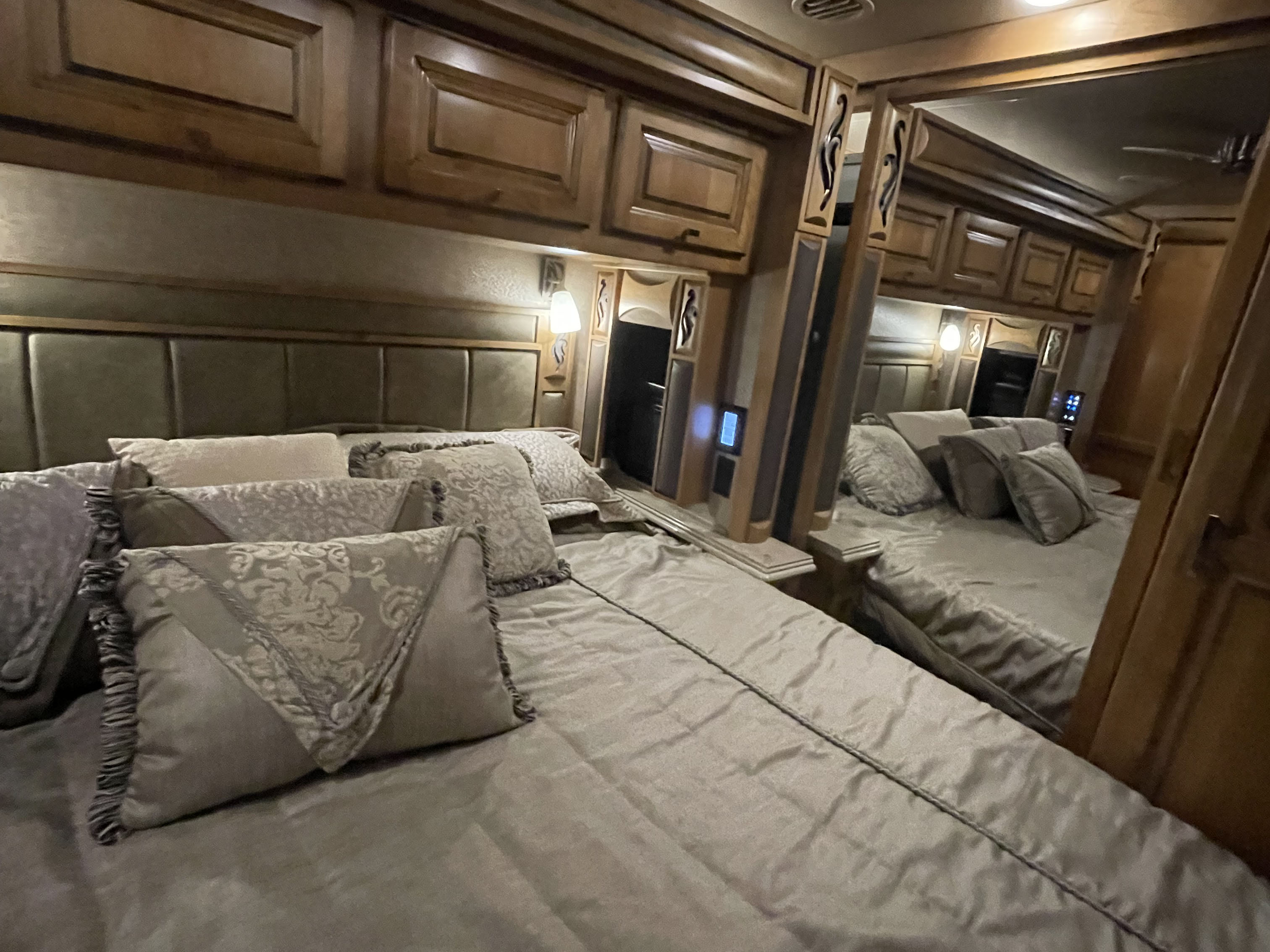 2018 TIFFIN PHAETON 40 QKH - Image 14