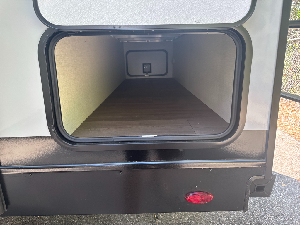2027 VENTURE RV STRATUS 282VFD - Image 13