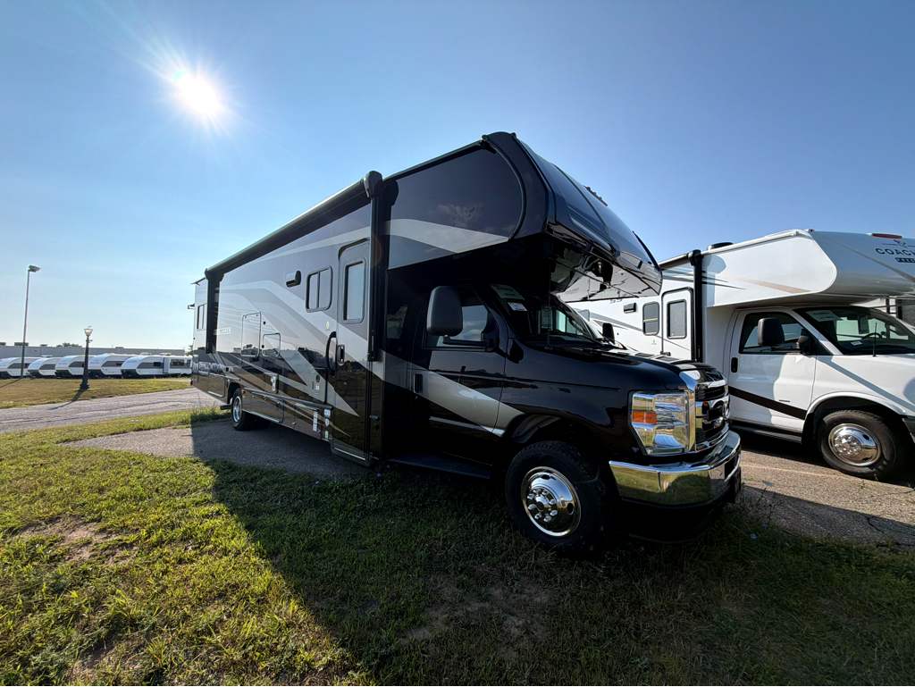 2027 Coachmen Freelander 30RS - Image 1