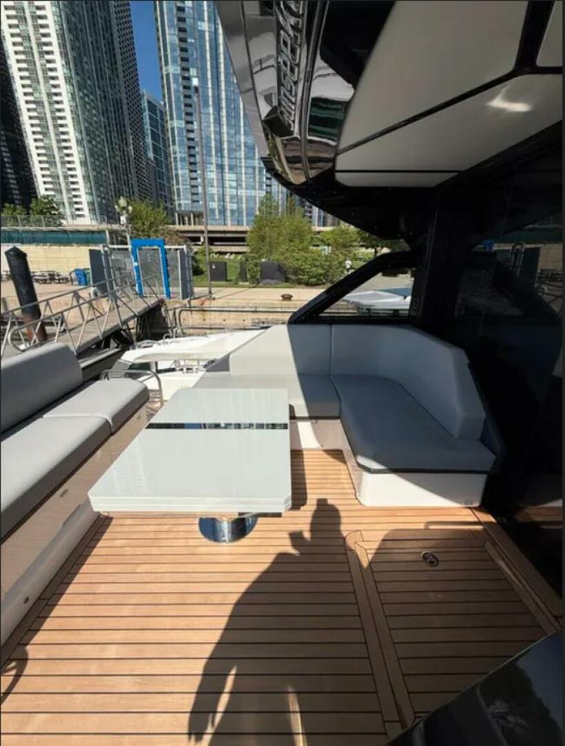 2025 Sunseeker 55 Predator - Image 32