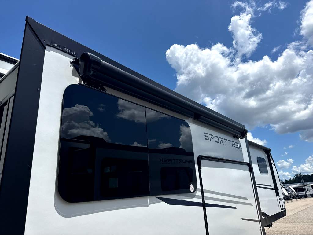 2027 VENTURE RV SPORTTREK 336VRK - Image 5