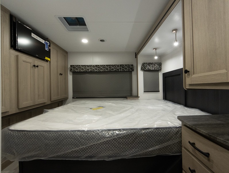 2025 Forest River Sunseeker 3050S - Image 25