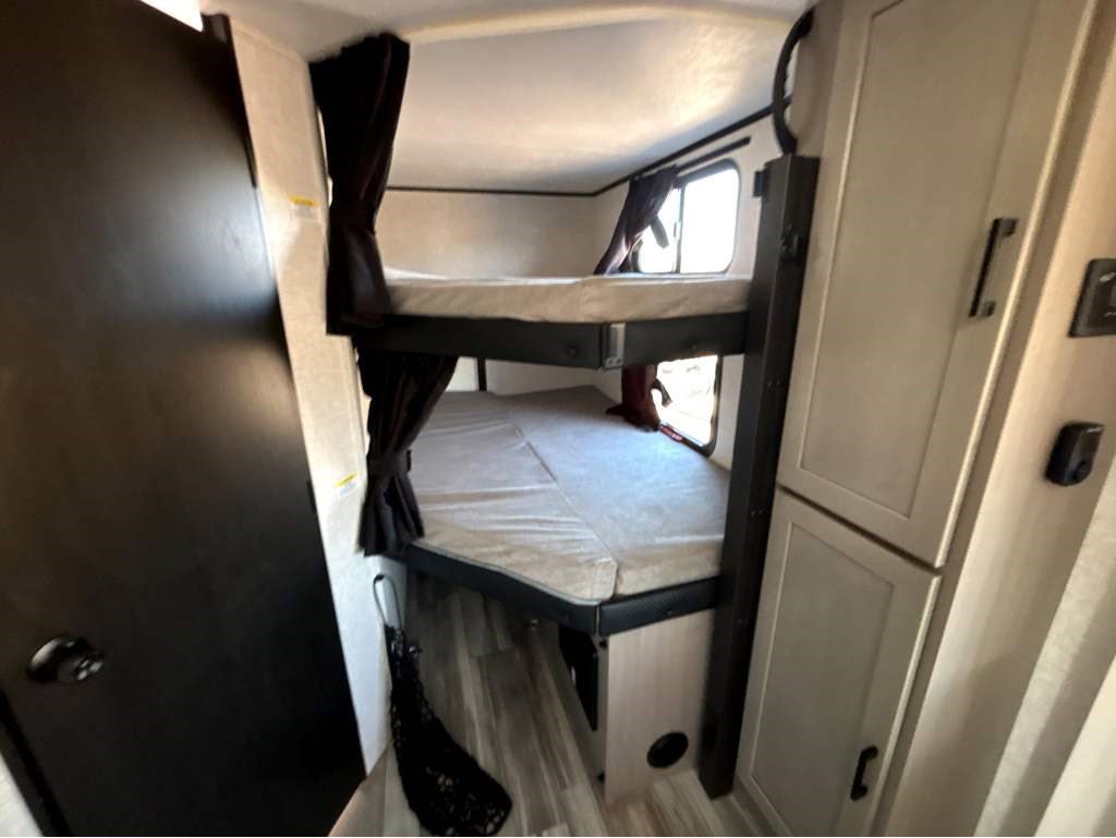 2026 JAYCO JAY FEATHER 29BHB - Image 17