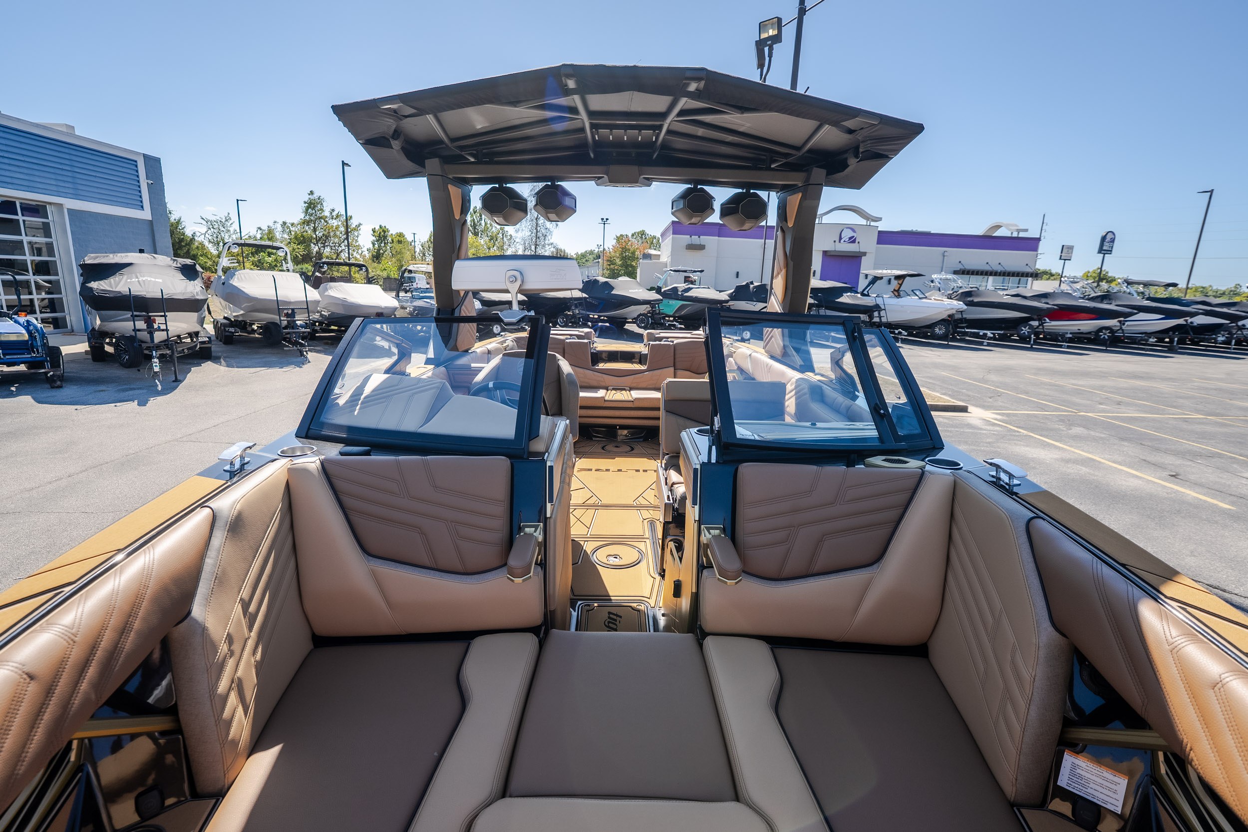 2027 Tigé Ultré 25ZX - Image 72