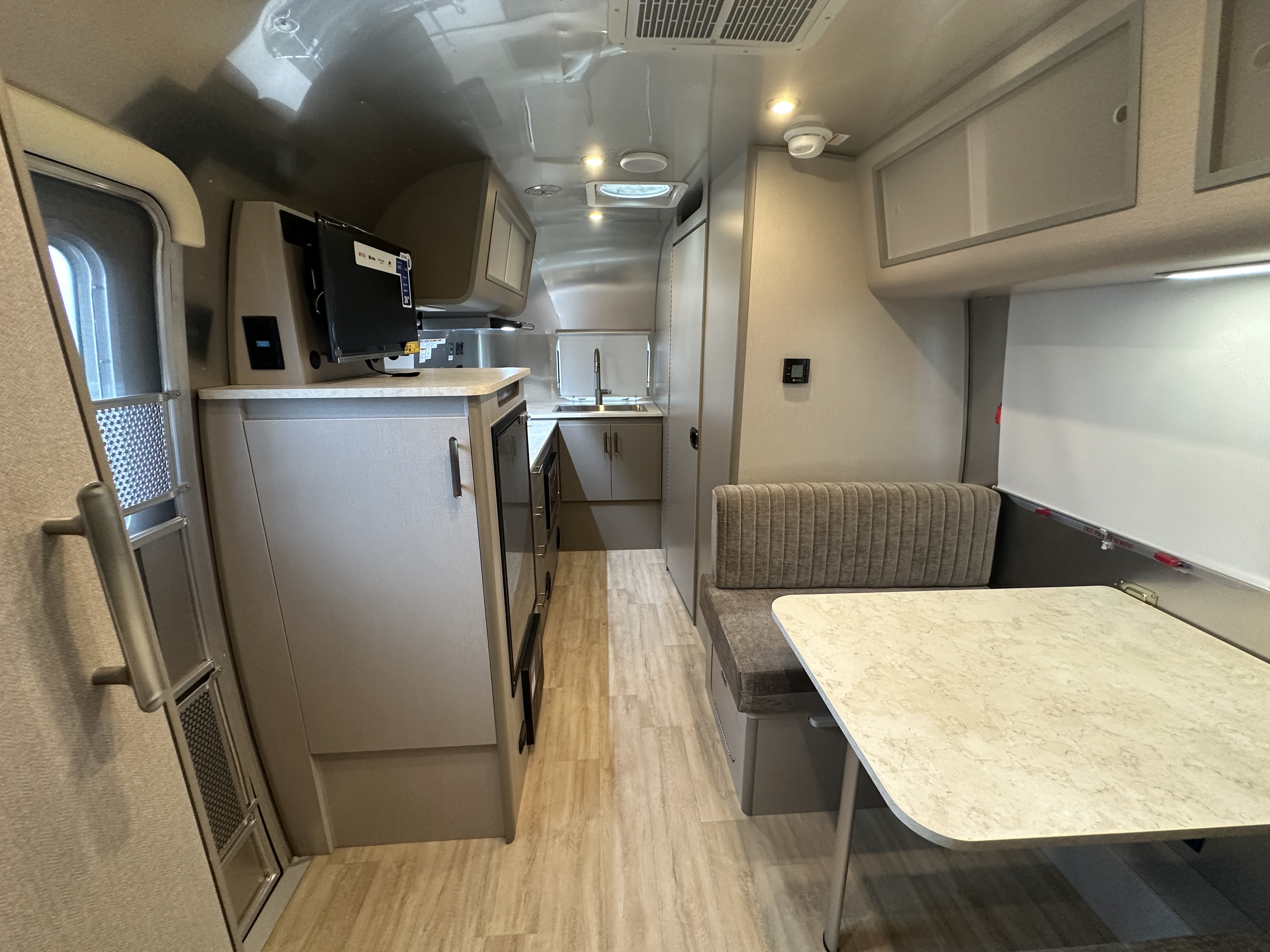 2027 Airstream Caravel 20FB - Image 13