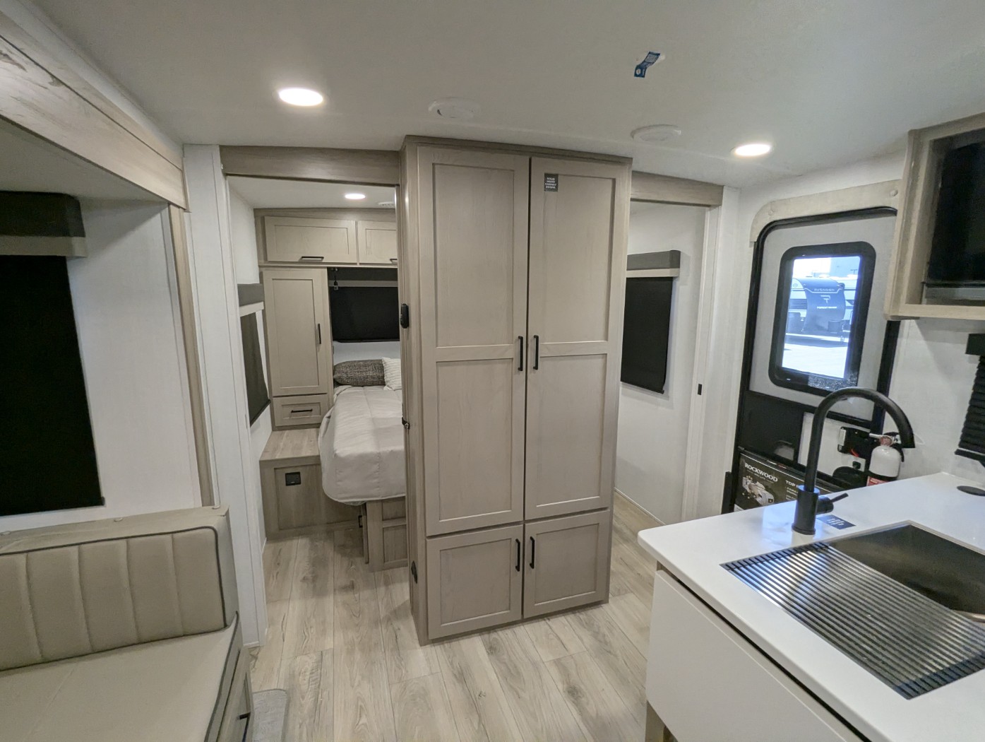 2026 Forest River Rockwood Mini Lite 2520BH - Image 22