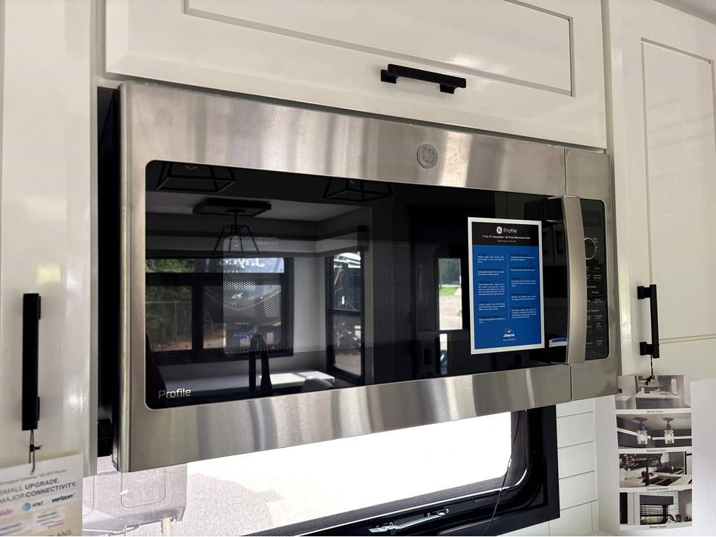 2026 JAYCO PINNACLE 32RLTS - Image 20