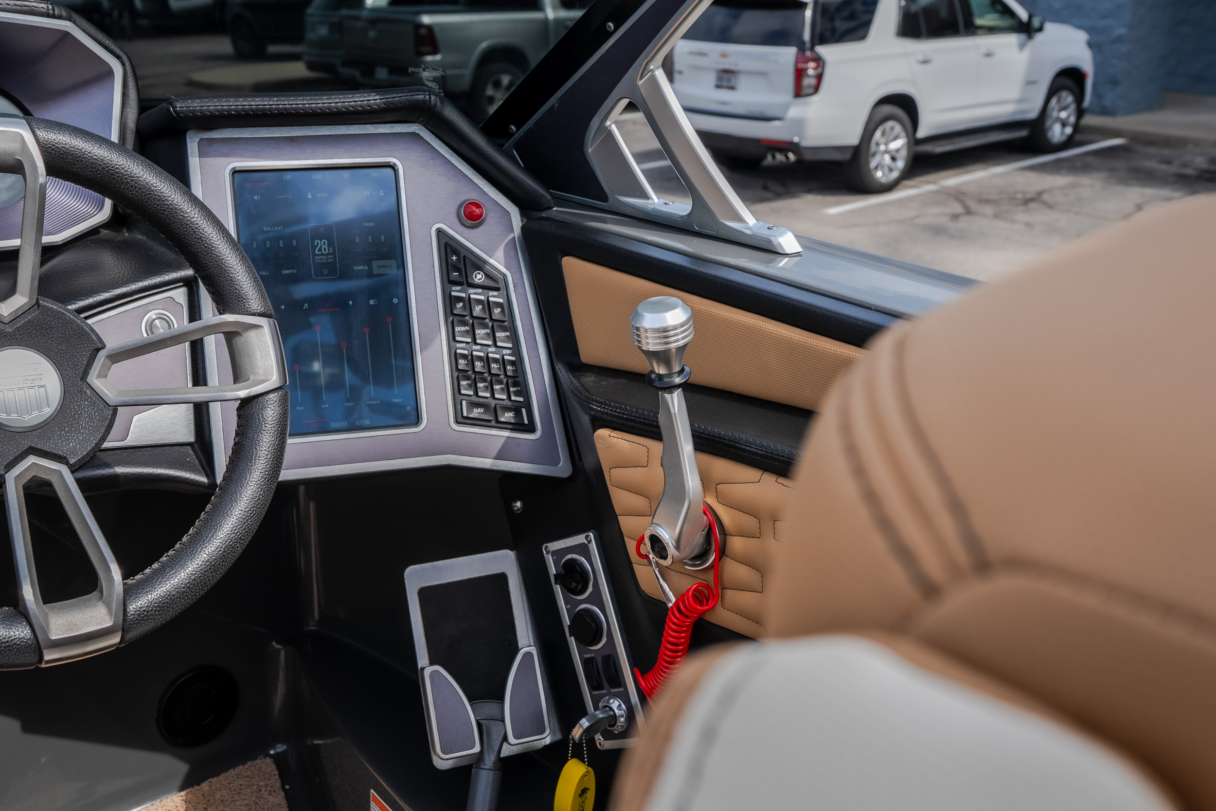 2021 MasterCraft X24 - Image 28