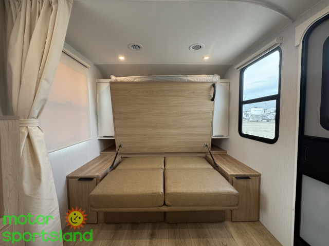 2026 Winnebago Micro Minnie 2108DS - Image 25