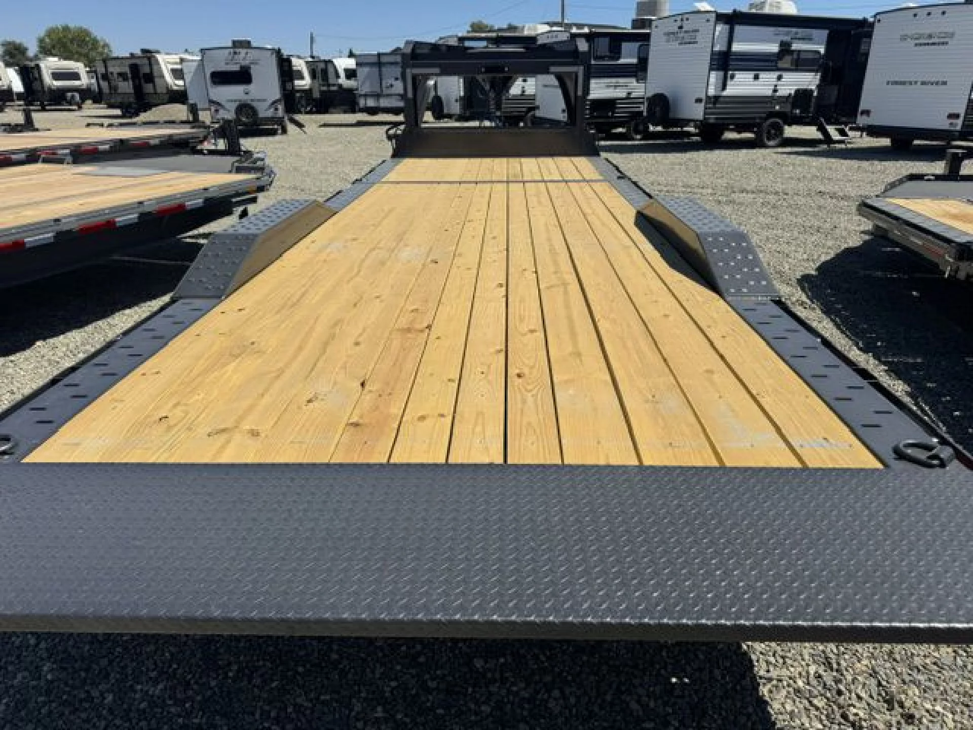 2026 DIAMOND C TRAILERS DIAMOND C HXD208 GN L24X102 18K PRO TILT - Image 4