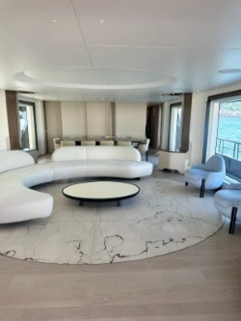 2024 Azimut GRANDE 36M - Image 2