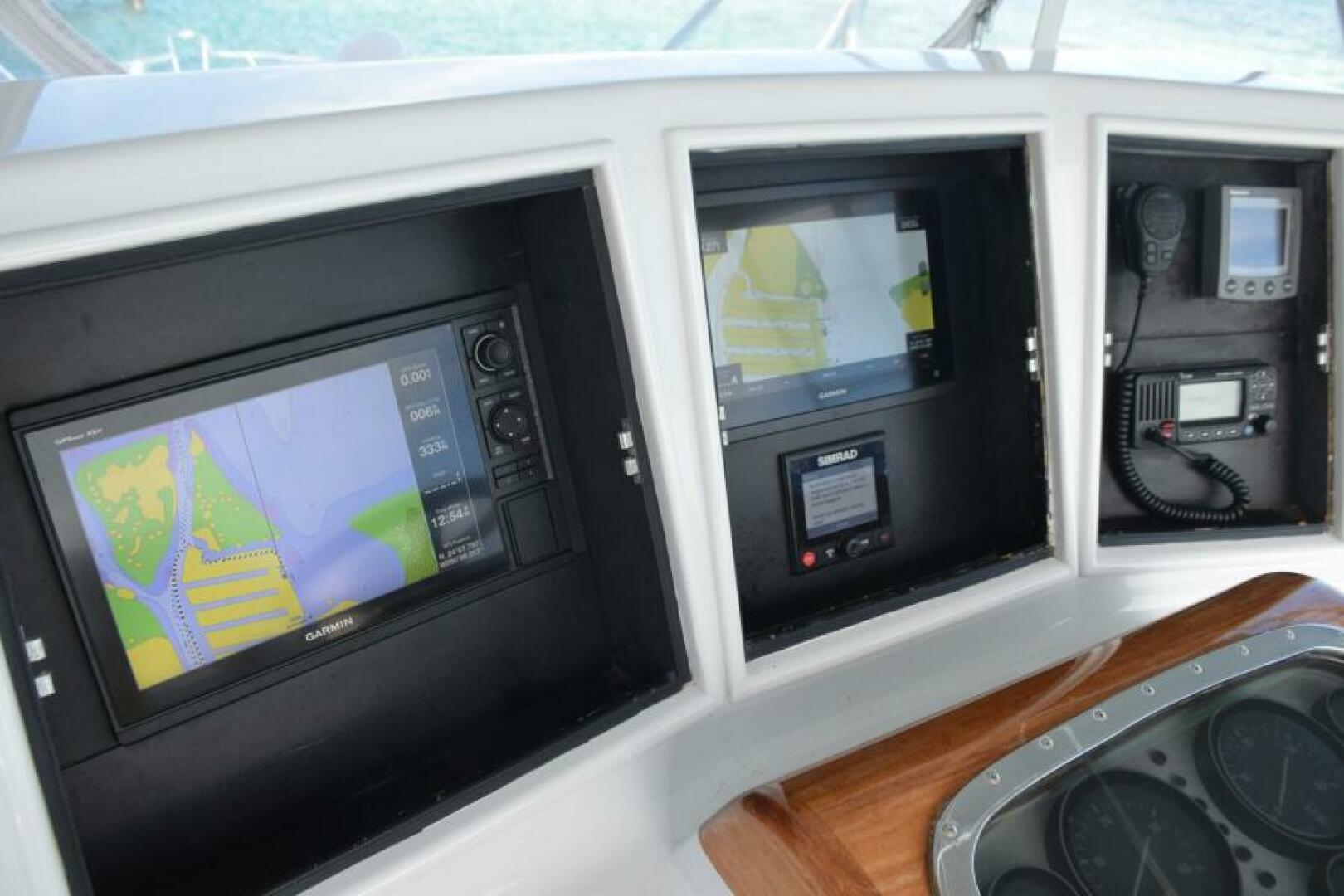 1990 Sunny Briggs Flybridge Sportfish - Image 38