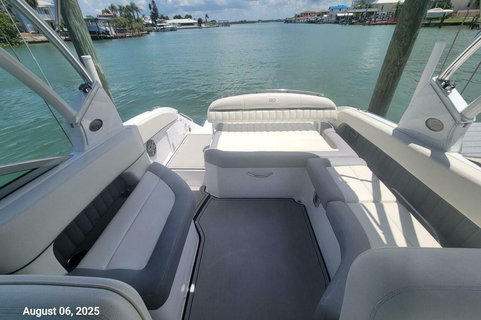 2018 Cobalt 26SD Base - Image 11